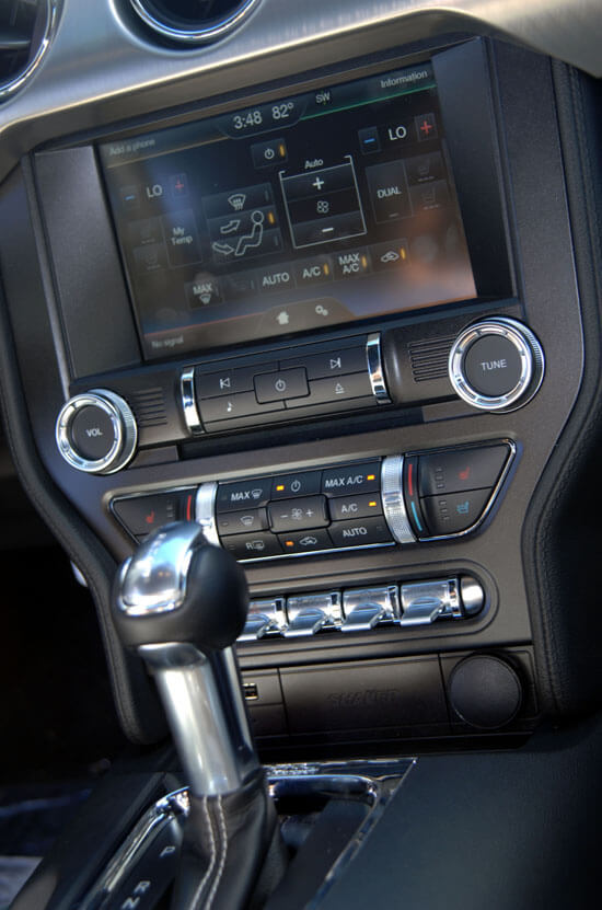 2015 Mustang shifter