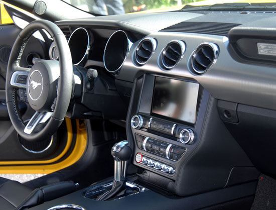 2015 Mustang dash board