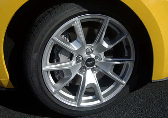 2015 Mustang wheel