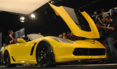 First 2015 Production Corvette Z06 at Barrett-Jackson auction - Picture 2