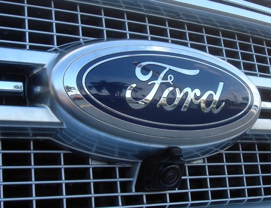 2015 f-150 ford badge on grill