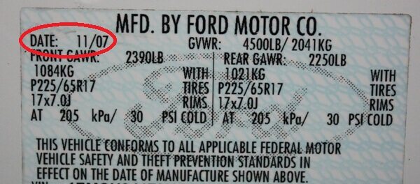 Manufacturers date sticker - ford